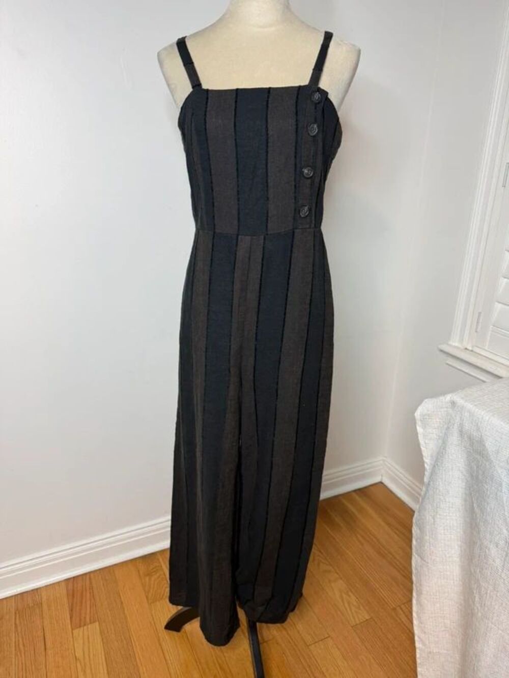 URBAN Romantics Striped Wide-Leg Jumpsuit – Size M